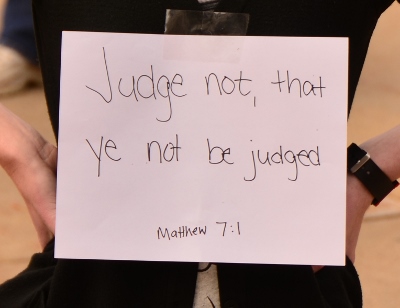 judge not sign